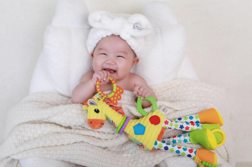 东平怀孕坐着肚子不舒服